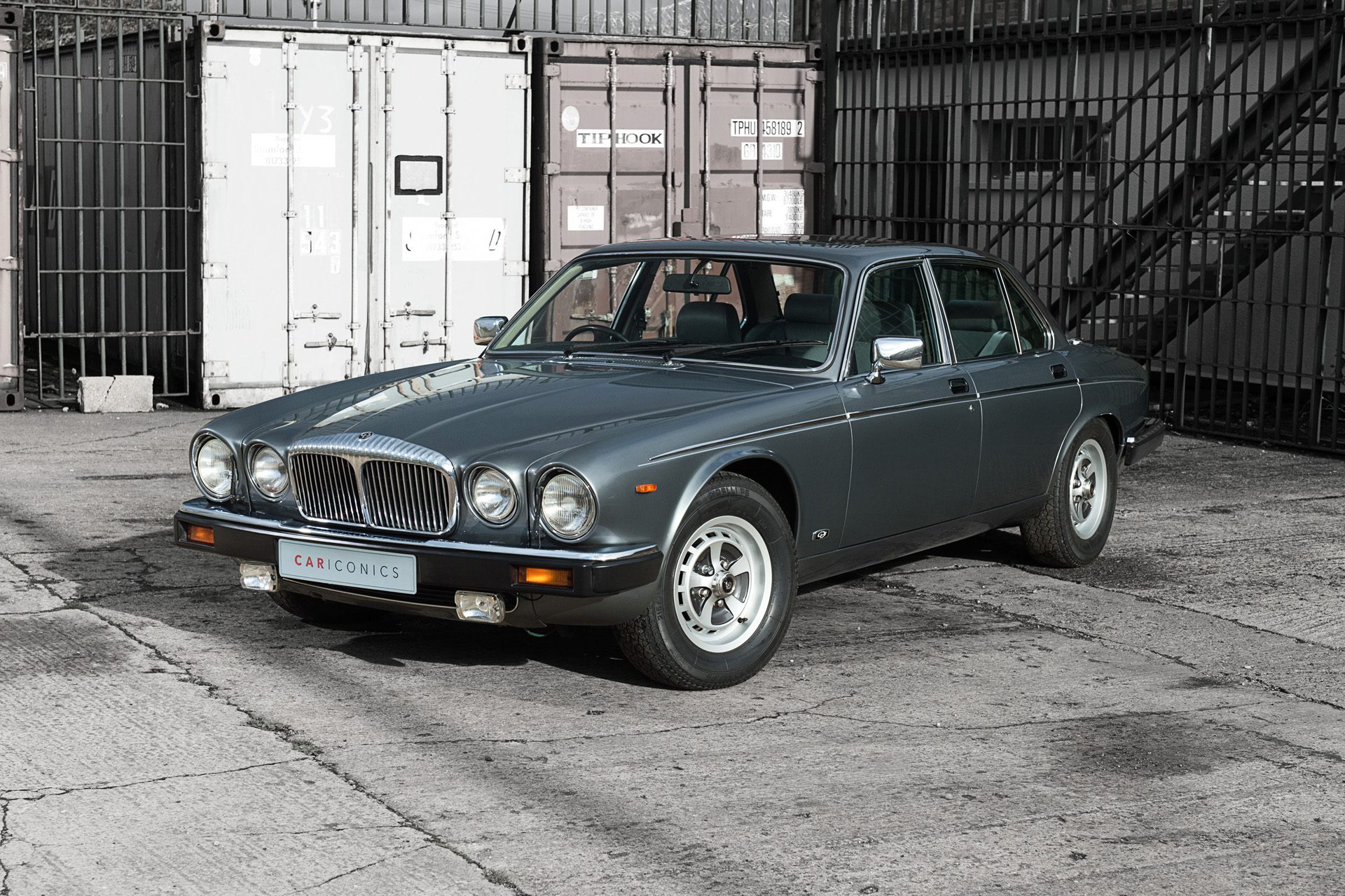 Daimler Double Six Jaguar Daimler Double Six V12 He 1986 Carjager