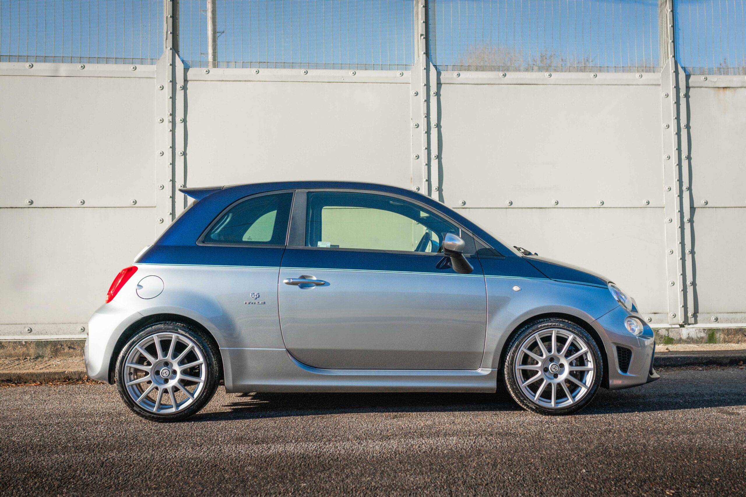 695 Rivale - Car-Iconics