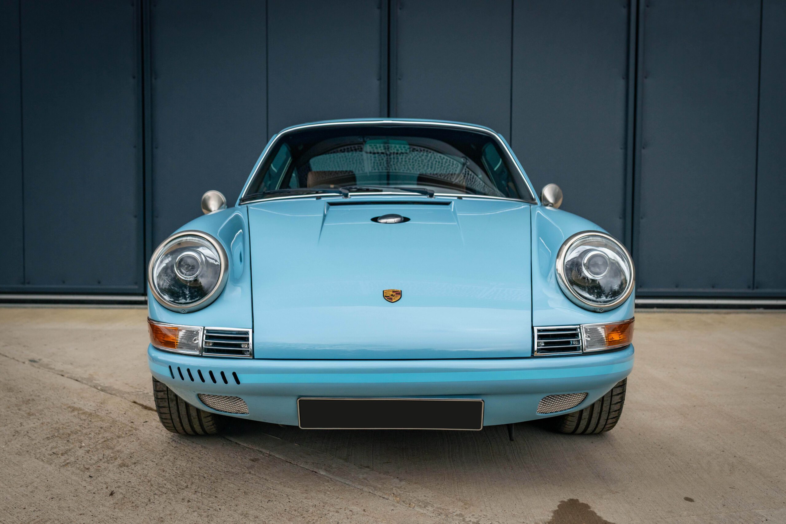 Retro Works 911 Backdate - Car-Iconics